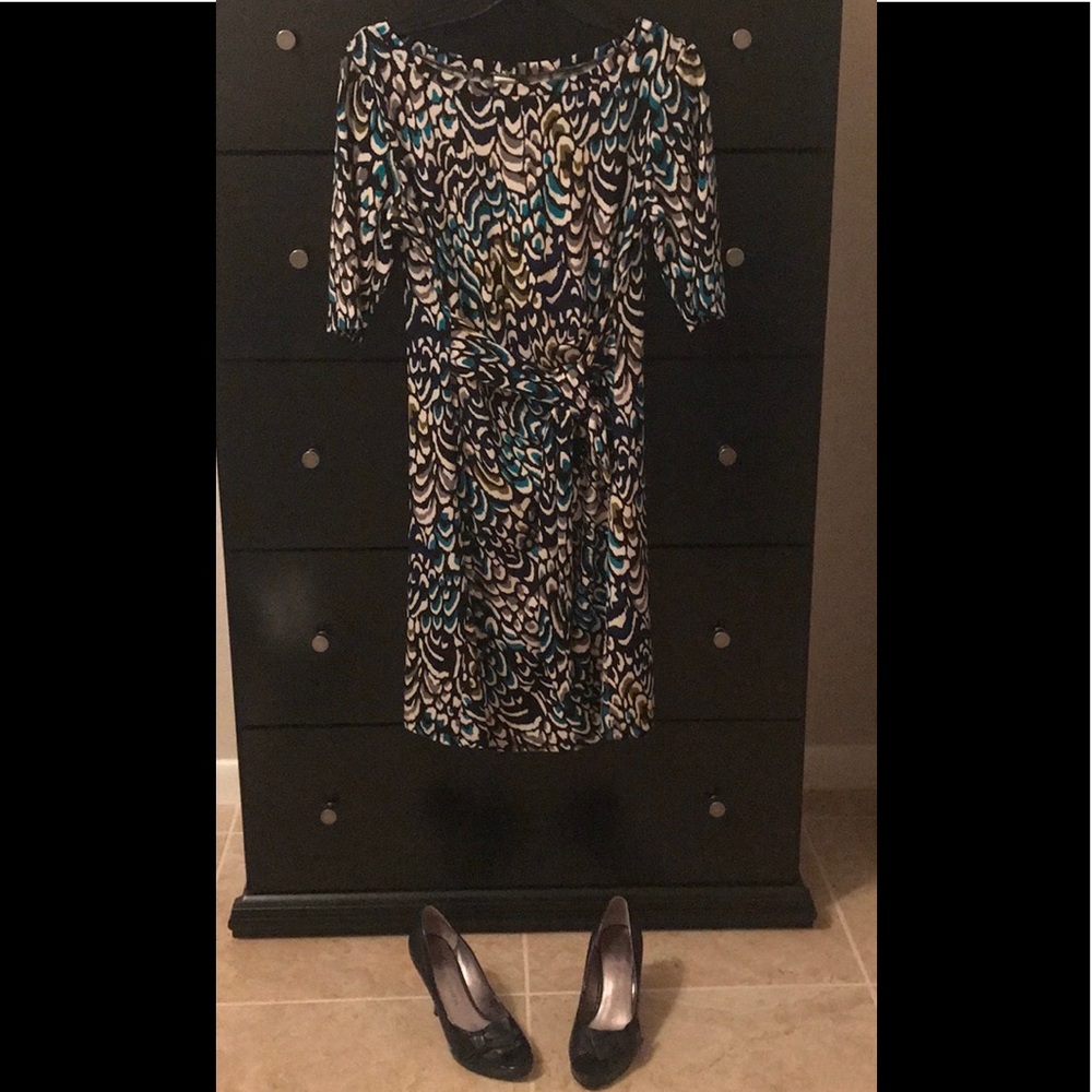 Cute MSK multicolor tie front dress